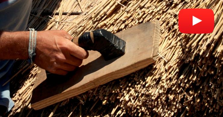 Antonio Gandano, el artesano de las chozas y las cubiertas vegetales