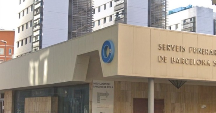 El pelotazo de los alternativos llega a los tanatorios: Dream Mountain compra Sancho de Ávila en Barcelona