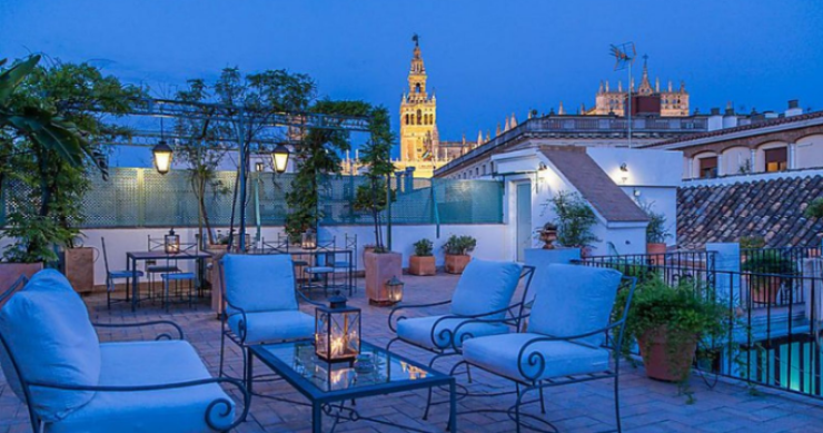 Comprar un ático es un 26% más caro que un piso: este es el sobrecoste en cada capital