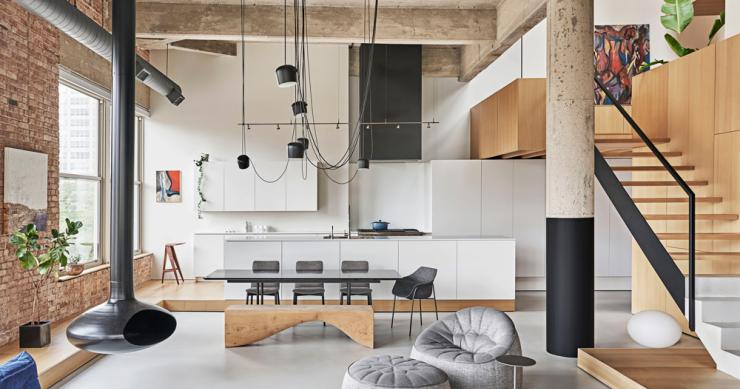 Transforman un antiguo edificio industrial de Chicago en un loft... y el resultado es espectacular