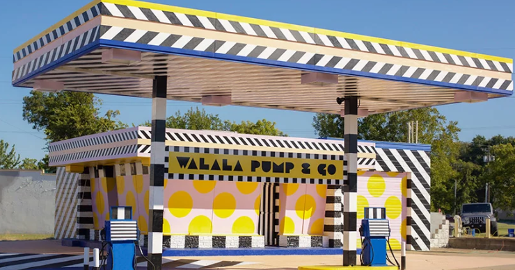 Esta gasolinera de Arkansas es probablemente la más extravagante y colorida del mundo