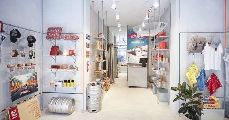 Mahou, de la cerveza a la moda: abre una tienda en el madrileño barrio de Chueca