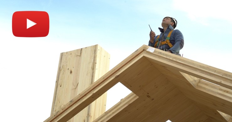 Cómo se amplía un edificio centenario con nuevas casas de madera en apenas 11 días
