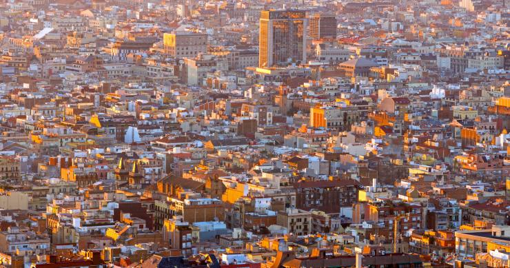 La justicia catalana obliga a retirar 12.000 pisos turísticos anunciados en Airbnb