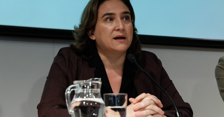 Colau crea una tasa de basuras de hasta 4,25 euros al mes que pagarán los hogares en 2020