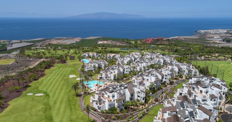 Un espectacular resort de lujo rodeado de naturaleza y con vistas al Atlántico y al Teide 