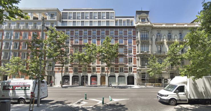 AEW vende a la Mutualidad de la Abogacía un local comercial en Serrano ocupado por Caixabank