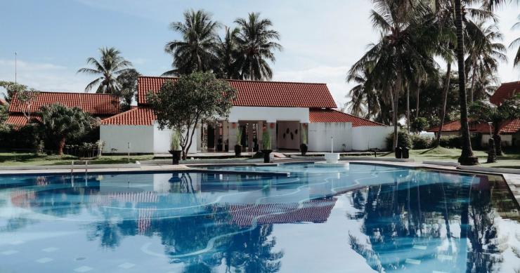 Se busca pareja para cuidar de un casoplón en Ibiza a cambio de 2.350 euros al mes de salario