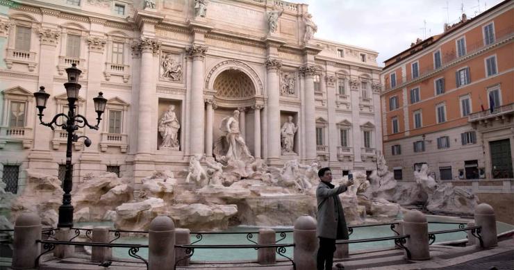Así es Roma en soledad: La Fontana di Trevi o el Coliseo como nunca los habías visto