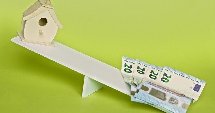 Peligros y ventajas de inflar el precio inicial de la casa que vendes