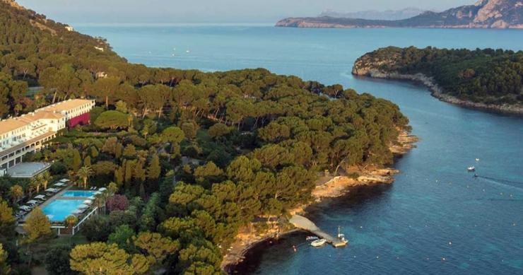 Four Seasons podría gestionar el histórico hotel Formentor en Mallorca