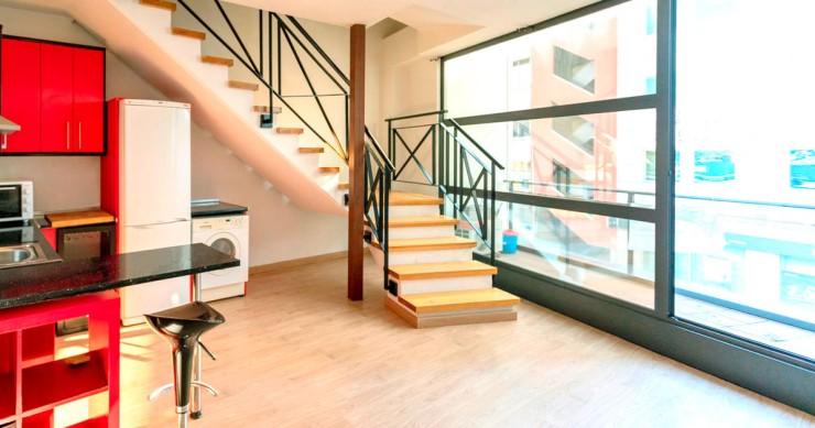 Un appartement de deux étages est un excellent moyen de gagner de la place.