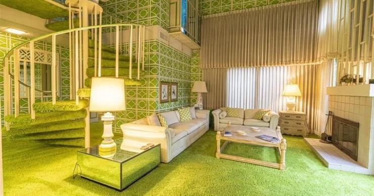 Arte o desastre: una casa convertida en cápsula del tiempo para los amantes del verde