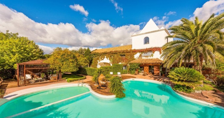 Dieses große Einfamilienhaus in Madrid steht zum Verkauf