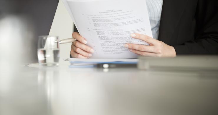 Las ejecuciones hipotecarias sobre viviendas de particulares suben por primera vez en seis años