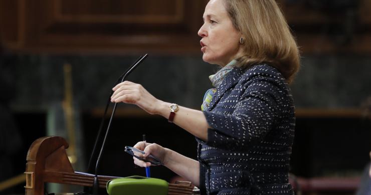 Aprobada una norma para evitar que los consumidores se sobreendeuden con créditos y tarjetas 'revolving'