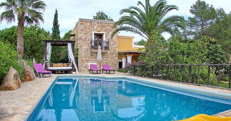 Una espectacular casa de campo típica ibicenca con 250 años de antigüedad 