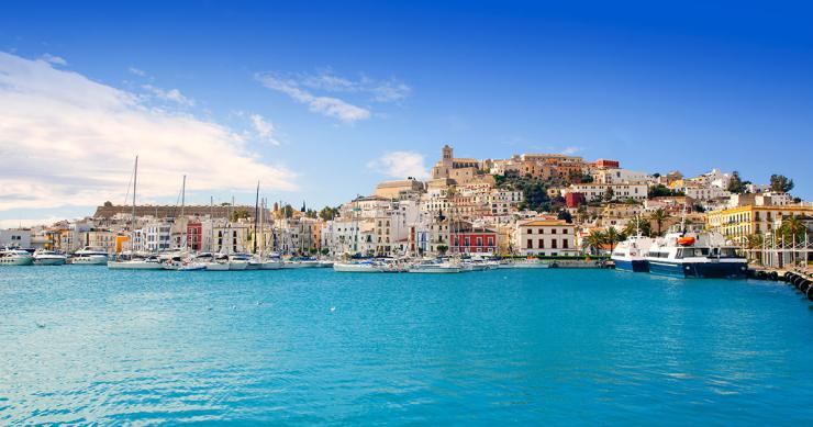 Los 25 municipios más caros para comprar una vivienda en España