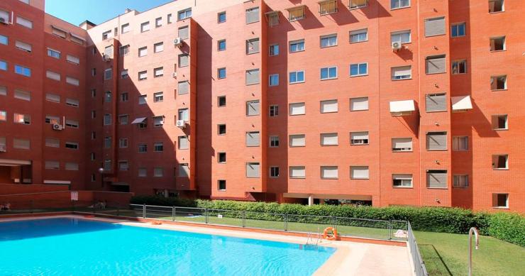 Los pisos con piscina son un 46% más caros que los que no la tienen