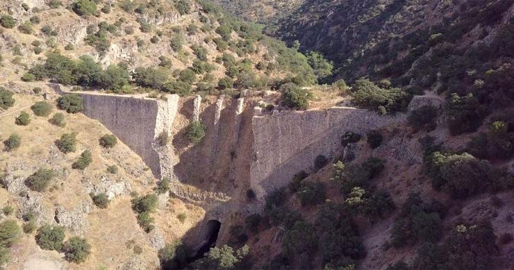 La presa del Gasco, de obra fallida para unir Madrid y el Atlántico a estar amenazada por intereses inmobiliarios