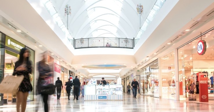 Medio centenar de centros comerciales y ‘flagships’ cierran sus puertas en Cataluña