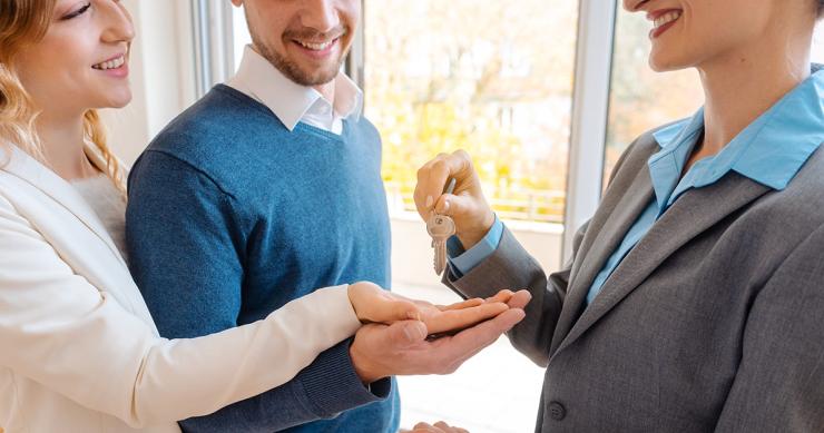 Las inmobiliarias prevén una mejor recuperación de la actividad en la compraventa que en el alquiler