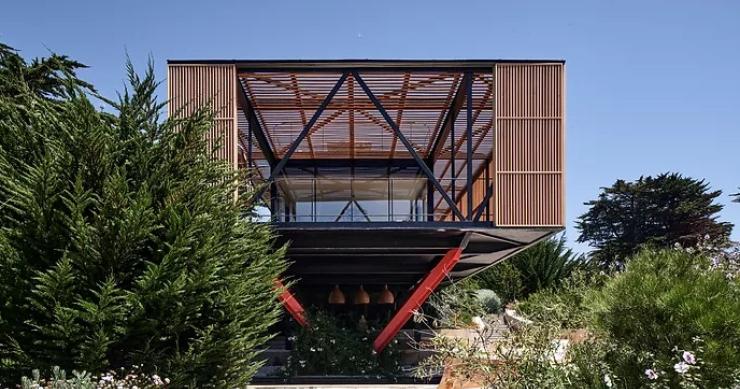Una bonita casa de estilo japonés construida en Chile y a orillas del océano Pacífico