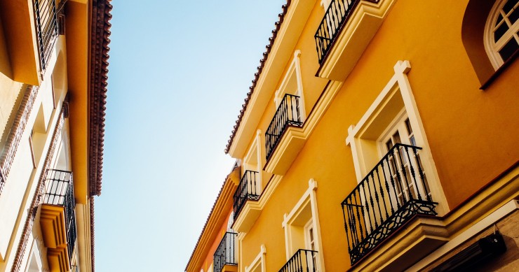 Foto de Zach Rowlandson pe Unsplash