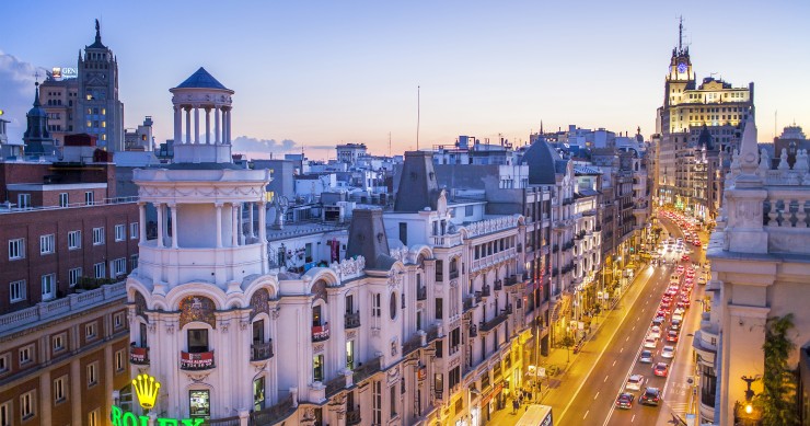 El precio de la vivienda tasada recupera medio punto en verano, pero sigue bajando desde enero
