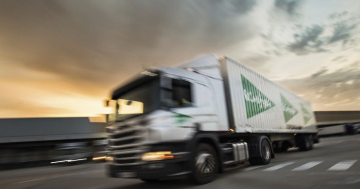 El Corte Inglés creará una filial logística para triplicar su negocio hasta 1.200 millones