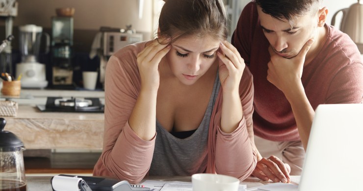 Uno de cada cuatro españoles pagó tarde sus facturas en 2020 y se avecinan más retrasos