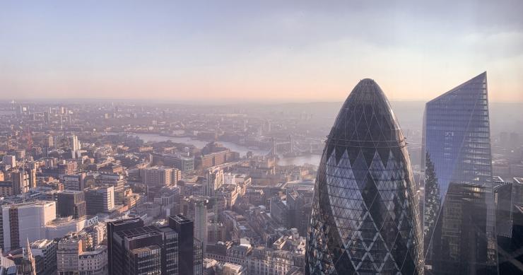 La vacunación en Reino Unido disparará la compra de propiedades de lujo en España