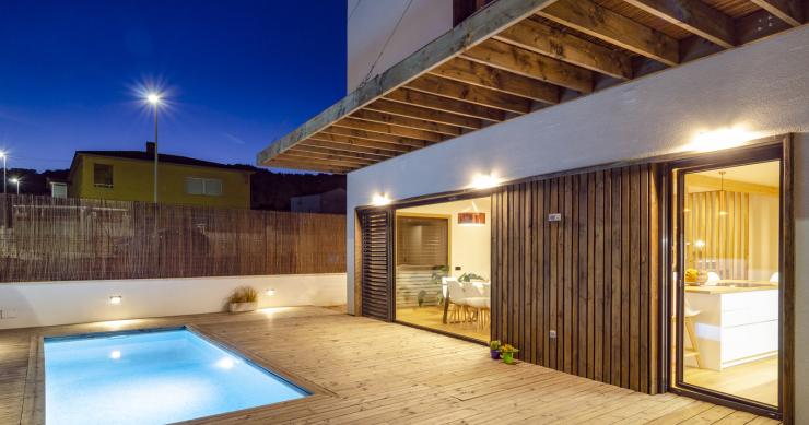 Esta casa prefabricada es una de las más sostenibles de Europa y está en España