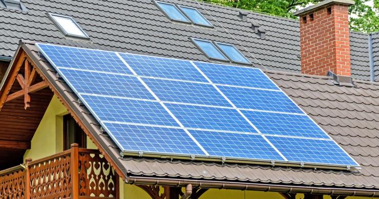 Cómo elegir paneles solares y qué condiciones debe cumplir tu vivienda para poder instalarlos