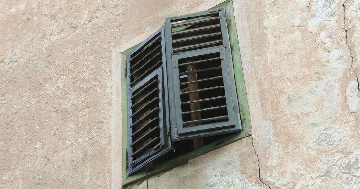 Las grietas y fisuras en los edificios están a la orden del día: cuándo deben preocuparnos