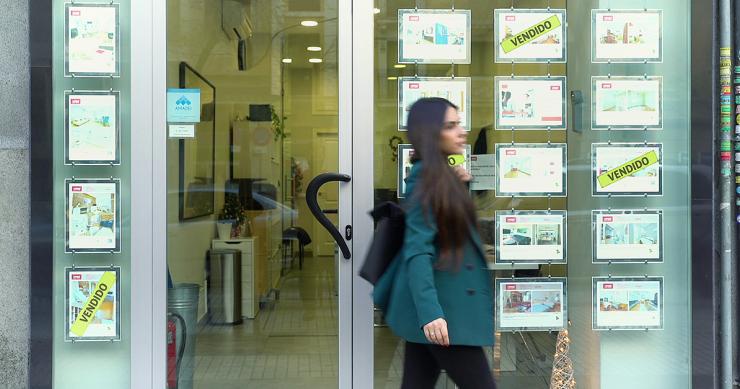 Las inmobiliarias siguen viendo caídas de precios, pero la confianza vuelve a niveles precovid