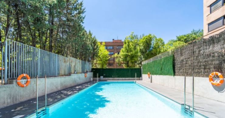 Estas son las medidas anticovid que deben cumplirse en las piscinas comunitarias en cada CCAA 