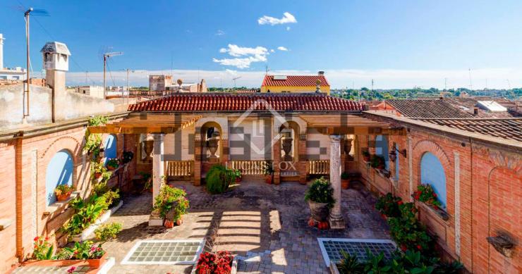 Un singular castillo a la venta en el corazón de Cataluña por 1,3 millones en idealista