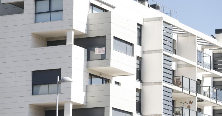 ASVAL: El recurso del Gobierno de la ley de vivienda catalana al Constitucional no da seguridad jurídica