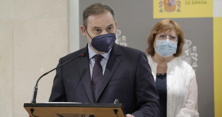 El Gobierno dará ayudas de 1.100 euros mensuales a personas desahuciadas y otros colectivos vulnerables