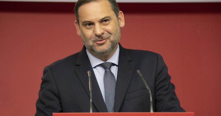 Ábalos avanza que el Gobierno no va a pedir al TC la suspensión cautelar de la ley de alquiler catalana