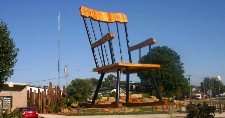 La pequeña ciudad de EEUU que está llena de objetos gigantes