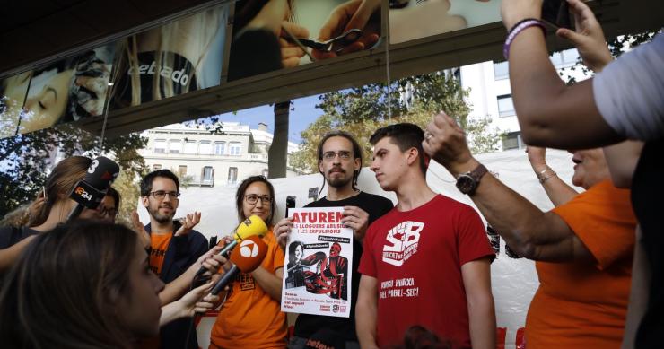 El jefe del sindicato de inquilinos y dos de sus afiliados, a juicio por coacción y violación de domicilio