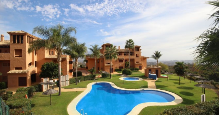 Cómo tributa en el IRPF la venta de una casa en España o en el extranjero