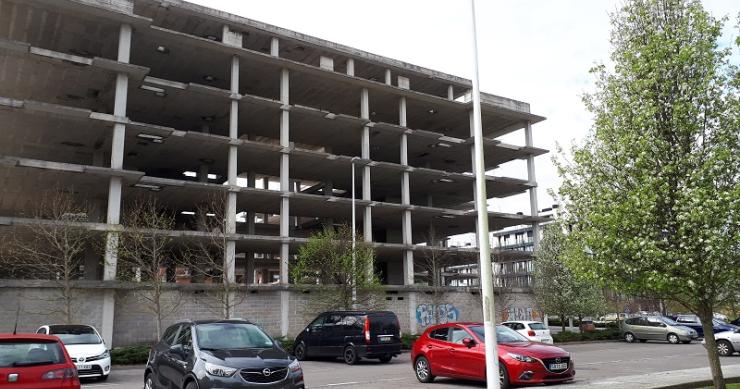 La gestora Domo recibe el encargo de terminar 5.600 viviendas de Sareb y comercializarlas después