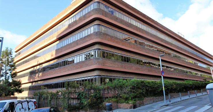 KanAm cierra la compra de cinco edificios de oficinas en Barcelona a Axa por 260 millones