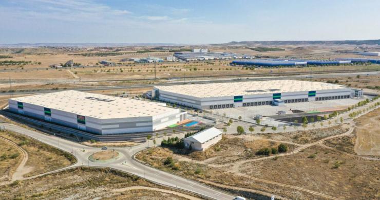 Barings vende 10 activos logísticos a Swiss Life en pleno auge del sector