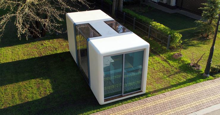 Esta minicasa prefabricada con ruedas construida con una impresora 3D se vende lista para usar