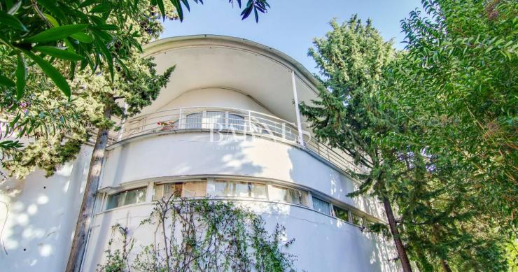 La histórica Casa Vilaró de Barcelona, a la venta por casi 2 millones