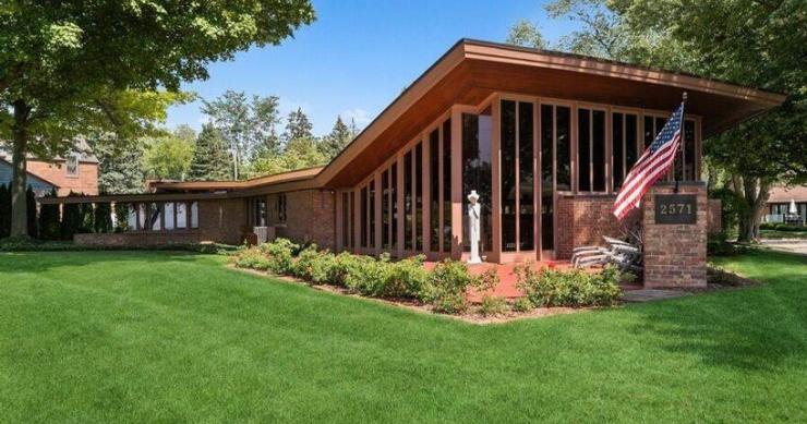 Una de las obras residenciales de Frank Lloyd Wright sale al mercado por 1,6 millones en Michigan